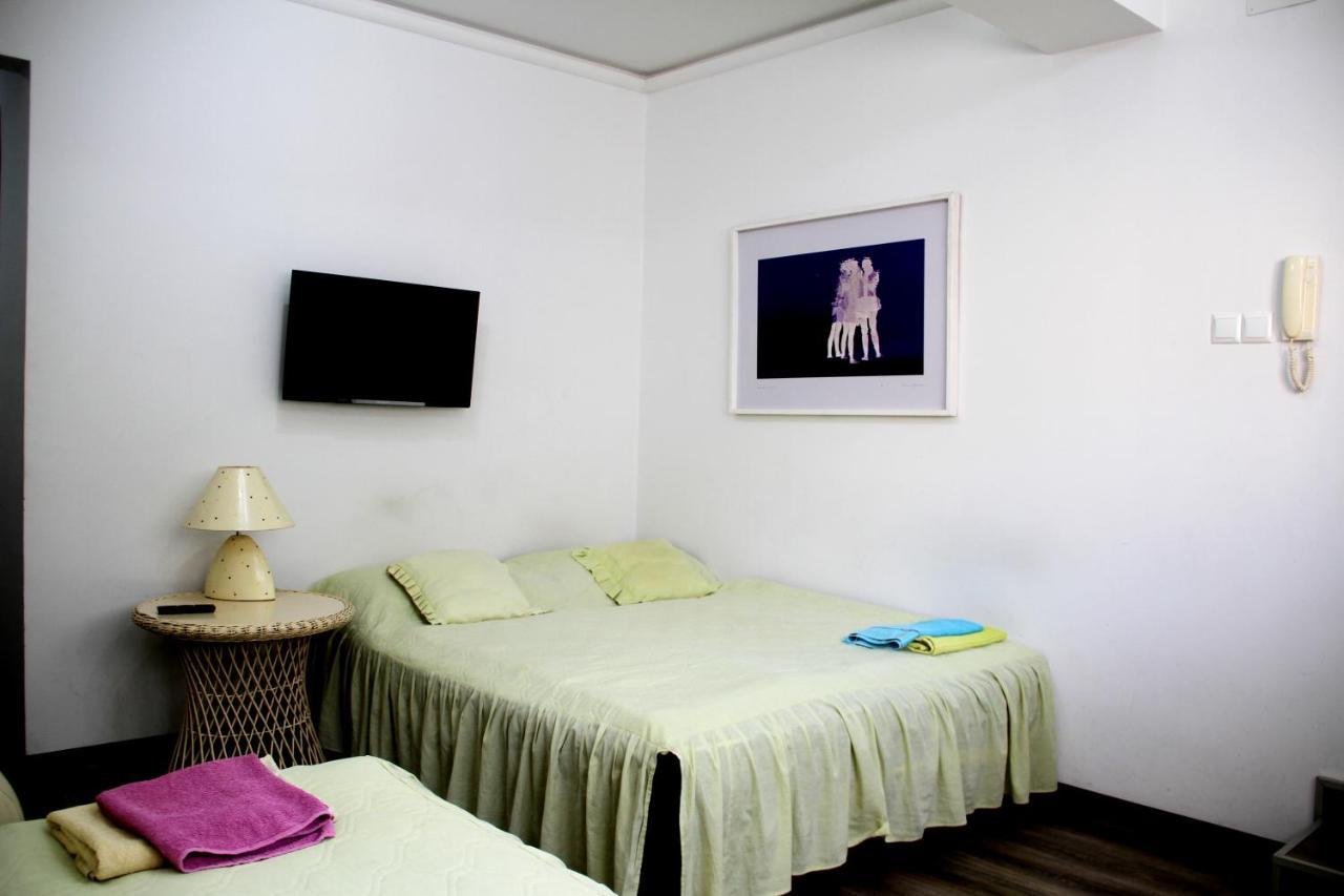 Downtown Green Oasis Apartments Sarajevo Bagian luar foto