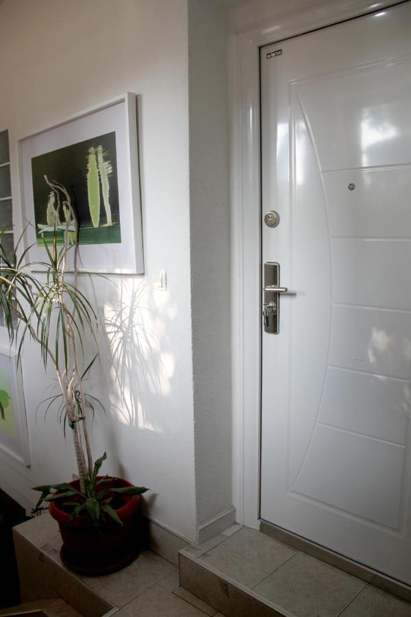 Downtown Green Oasis Apartments Sarajevo Bagian luar foto