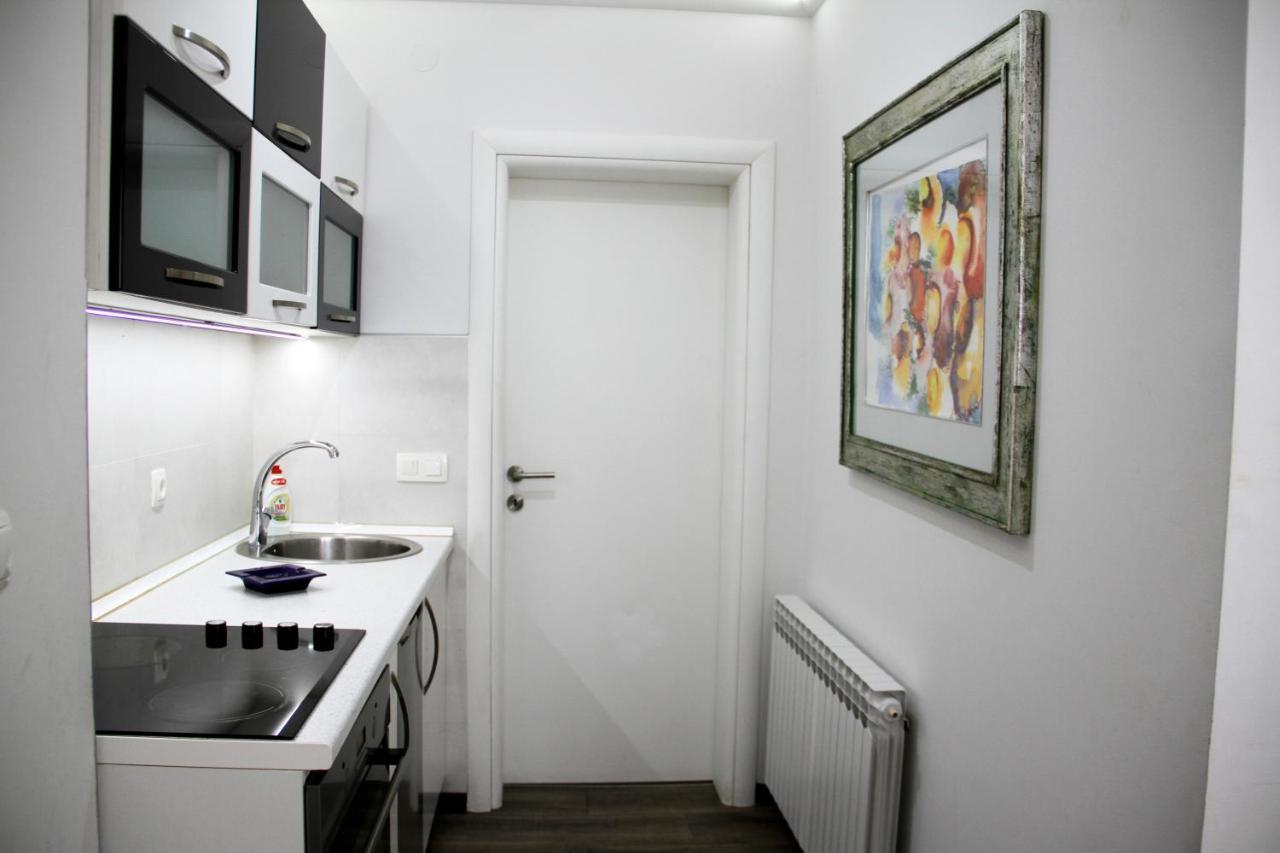 Downtown Green Oasis Apartments Sarajevo Bagian luar foto