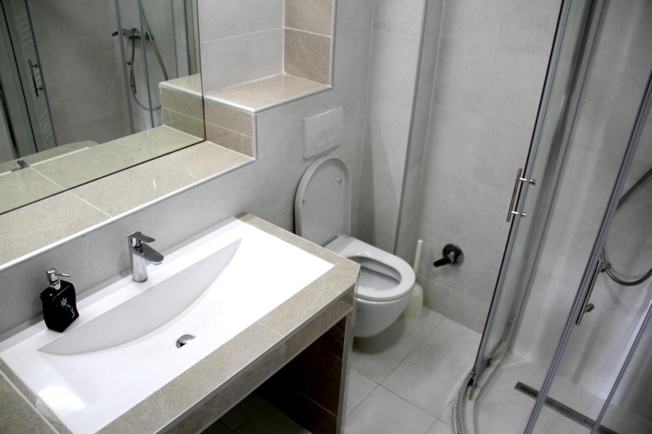 Downtown Green Oasis Apartments Sarajevo Bagian luar foto