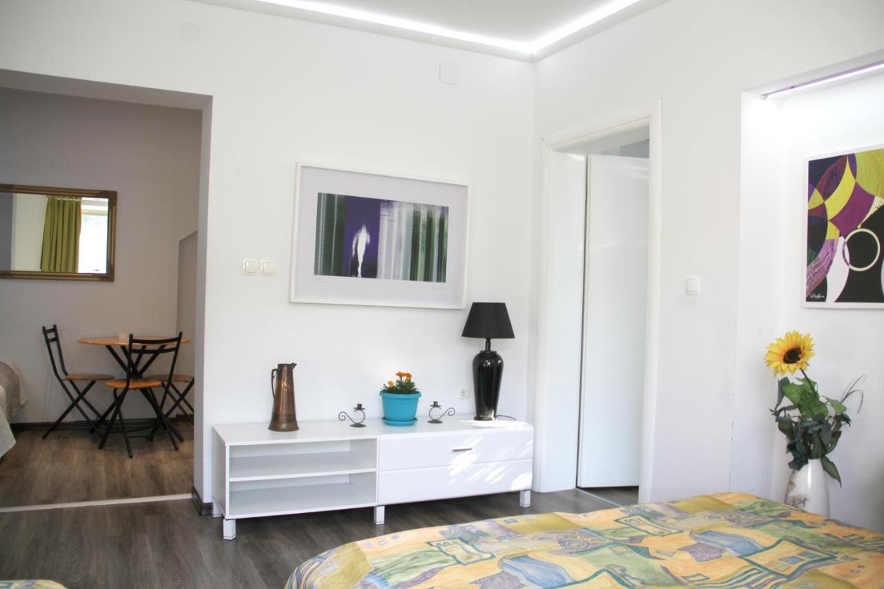 Downtown Green Oasis Apartments Sarajevo Bagian luar foto