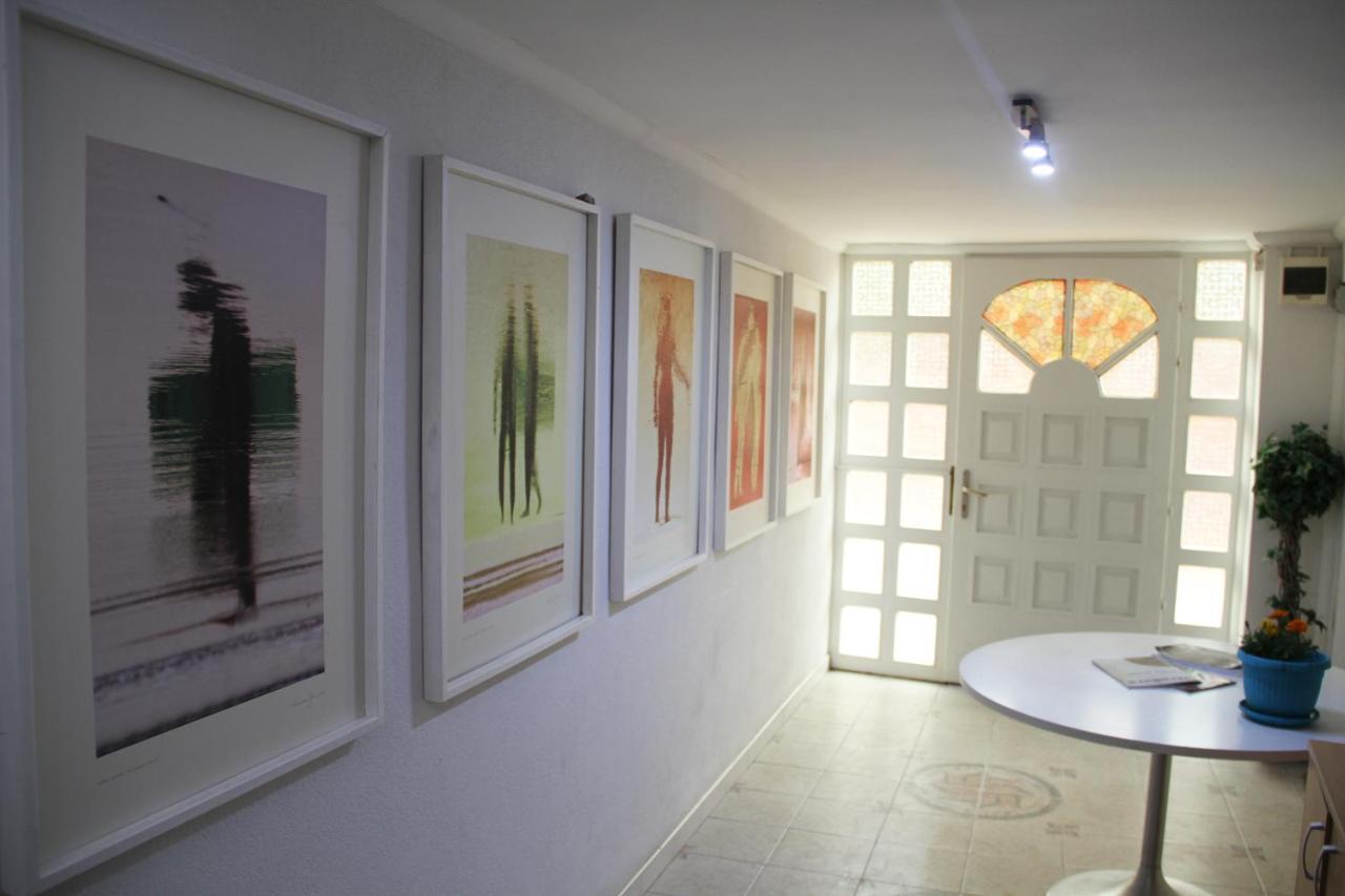 Downtown Green Oasis Apartments Sarajevo Bagian luar foto