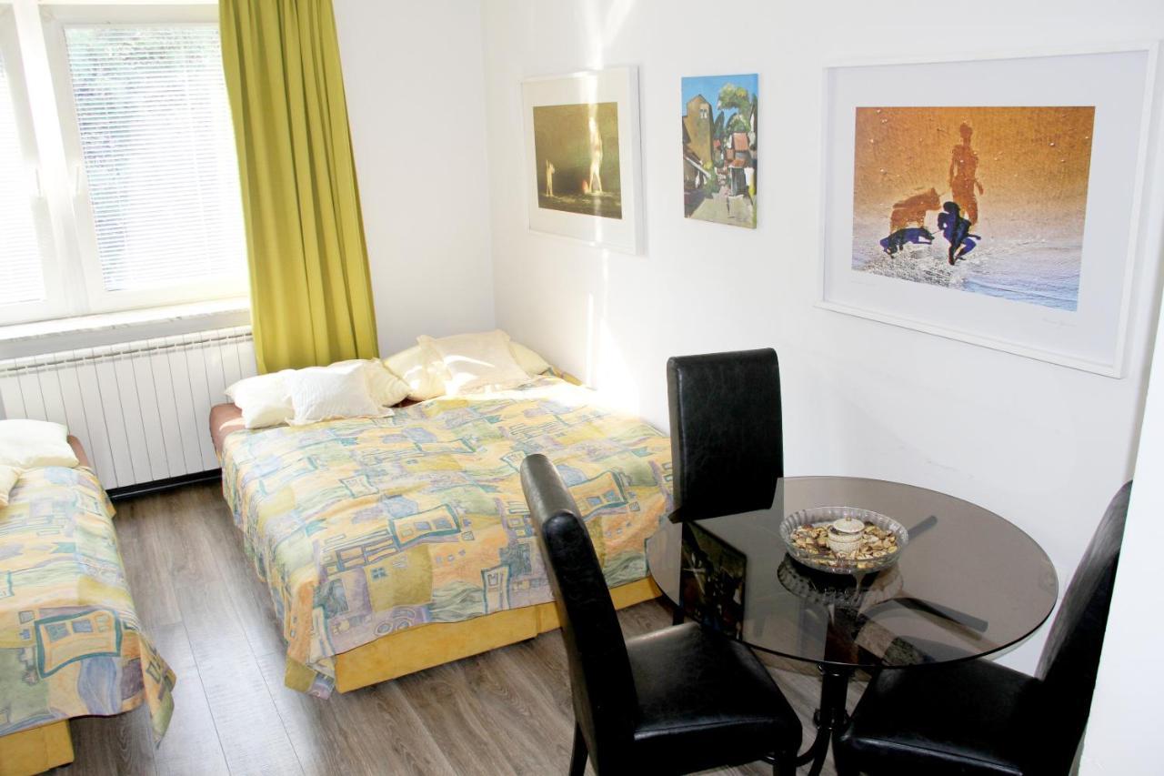 Downtown Green Oasis Apartments Sarajevo Bagian luar foto