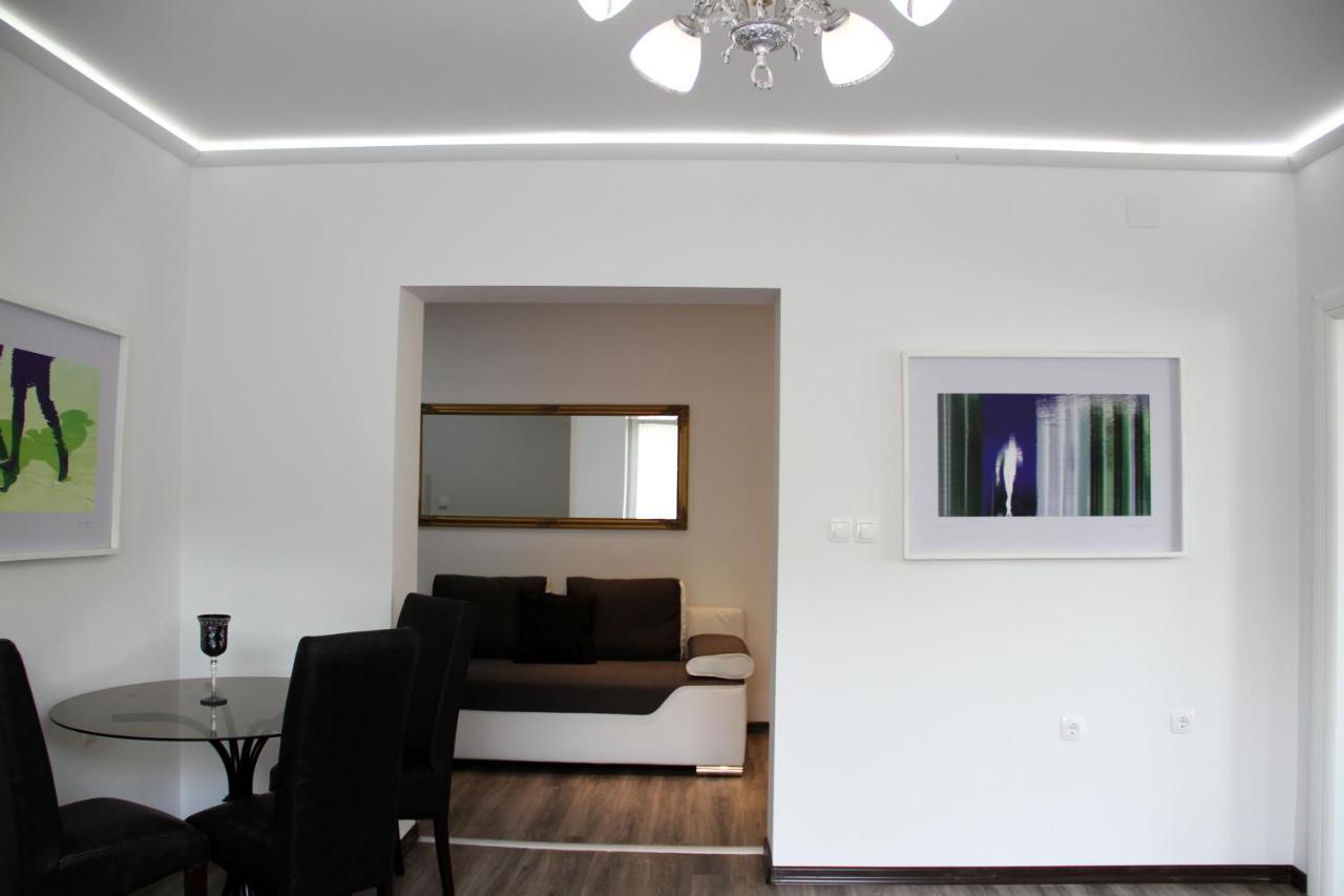 Downtown Green Oasis Apartments Sarajevo Bagian luar foto